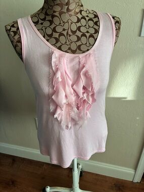 August Silk Light Pink Ruffle Front Tank Top New. Fun and sophisticated look.